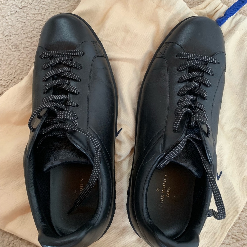 Men’s Louis Vuitton Sneakers - Picture 5 of 6